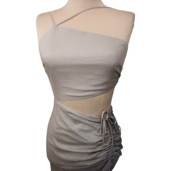 MABLE - NWT! "Annie" Khaki Cut Out Ruched Midi Dress - Small - Picture 4 of 12